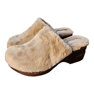 B.O.C. Womens Molly Faux Fur Slip-on Clogs Sz.8 Pre-owned